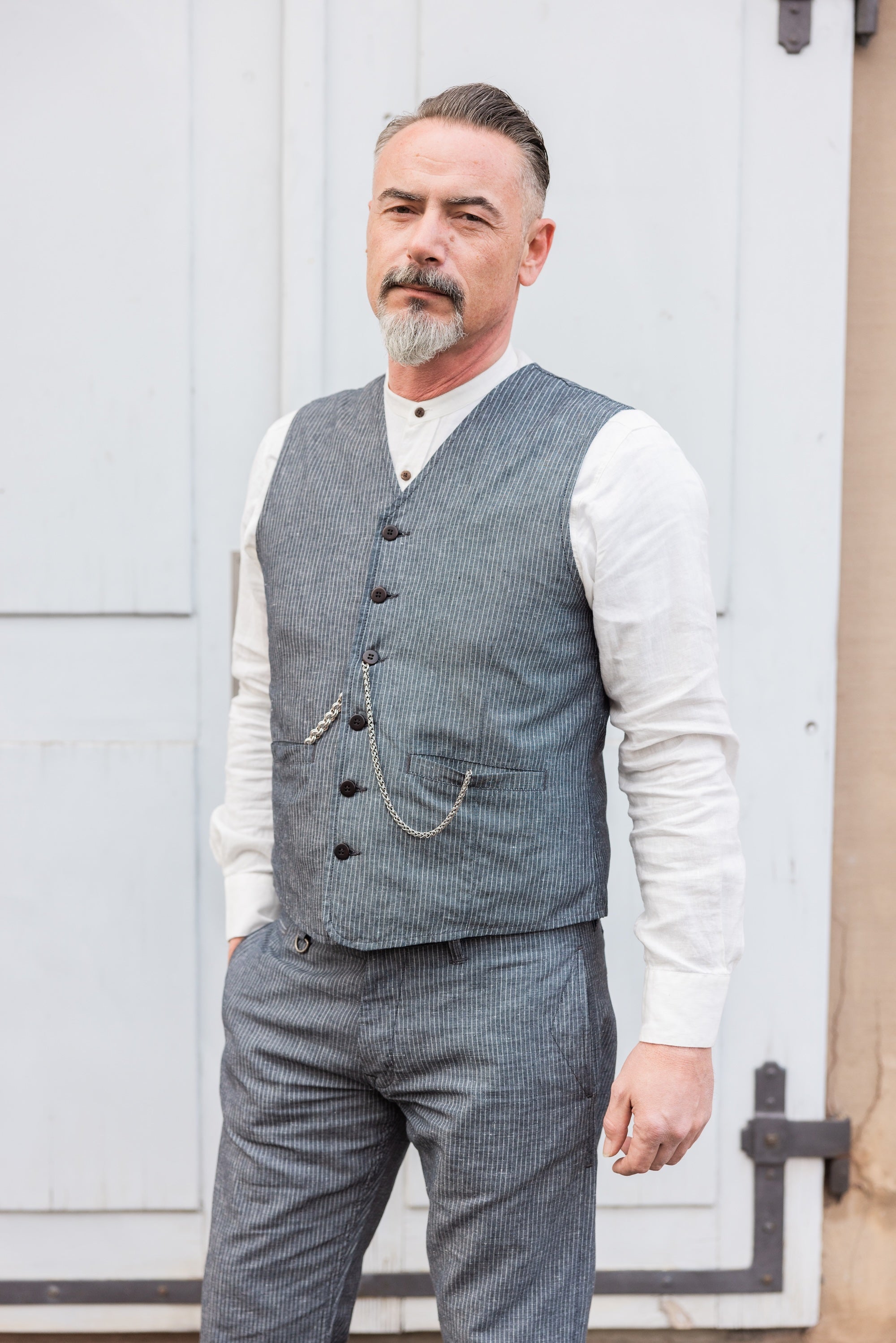 1905 Hauler Vest Grey Striped Linen