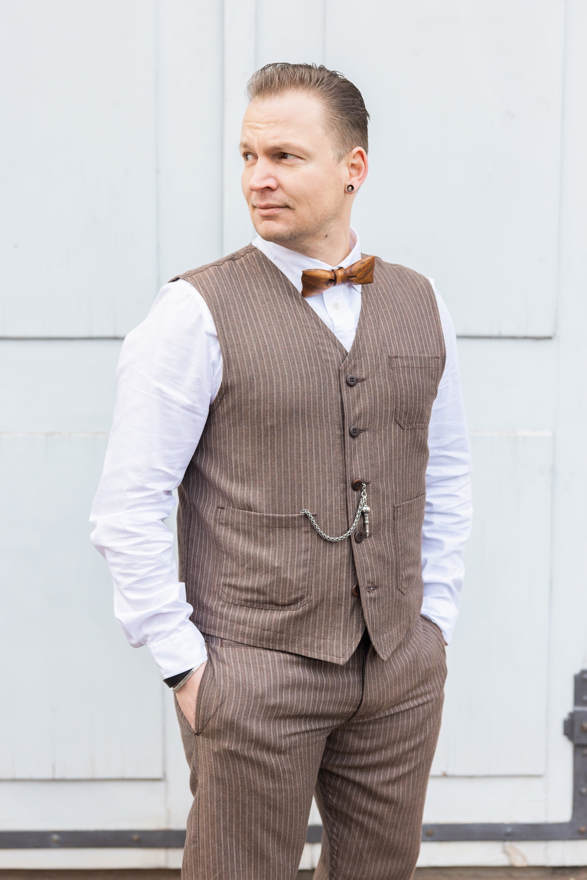 1937 Roamer Vest Alameda – leichte Sommerweste aus Wolle/Leinen für kernige Outfits & festliche Anlässe